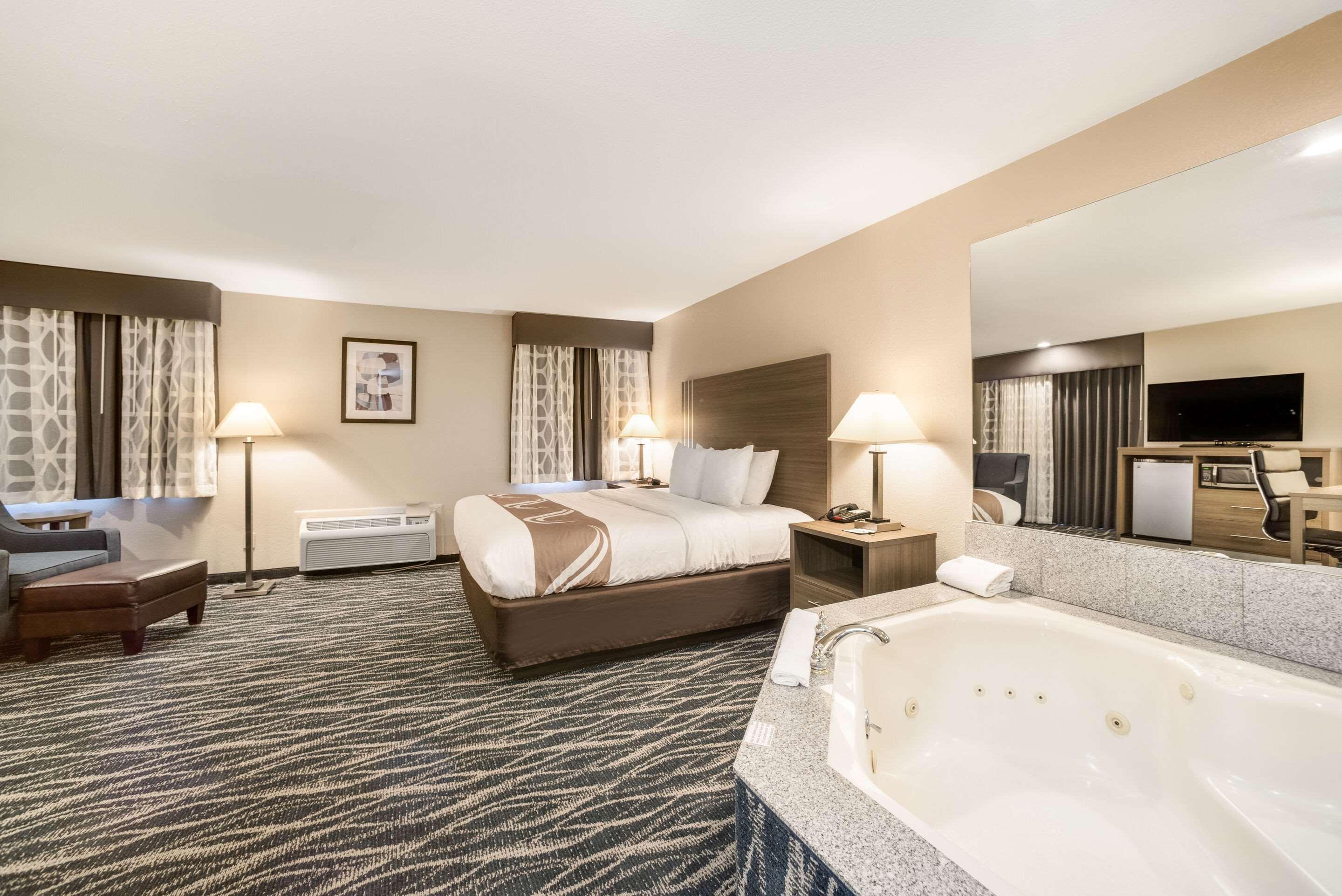 Quality Inn Эфингем Экстерьер фото
