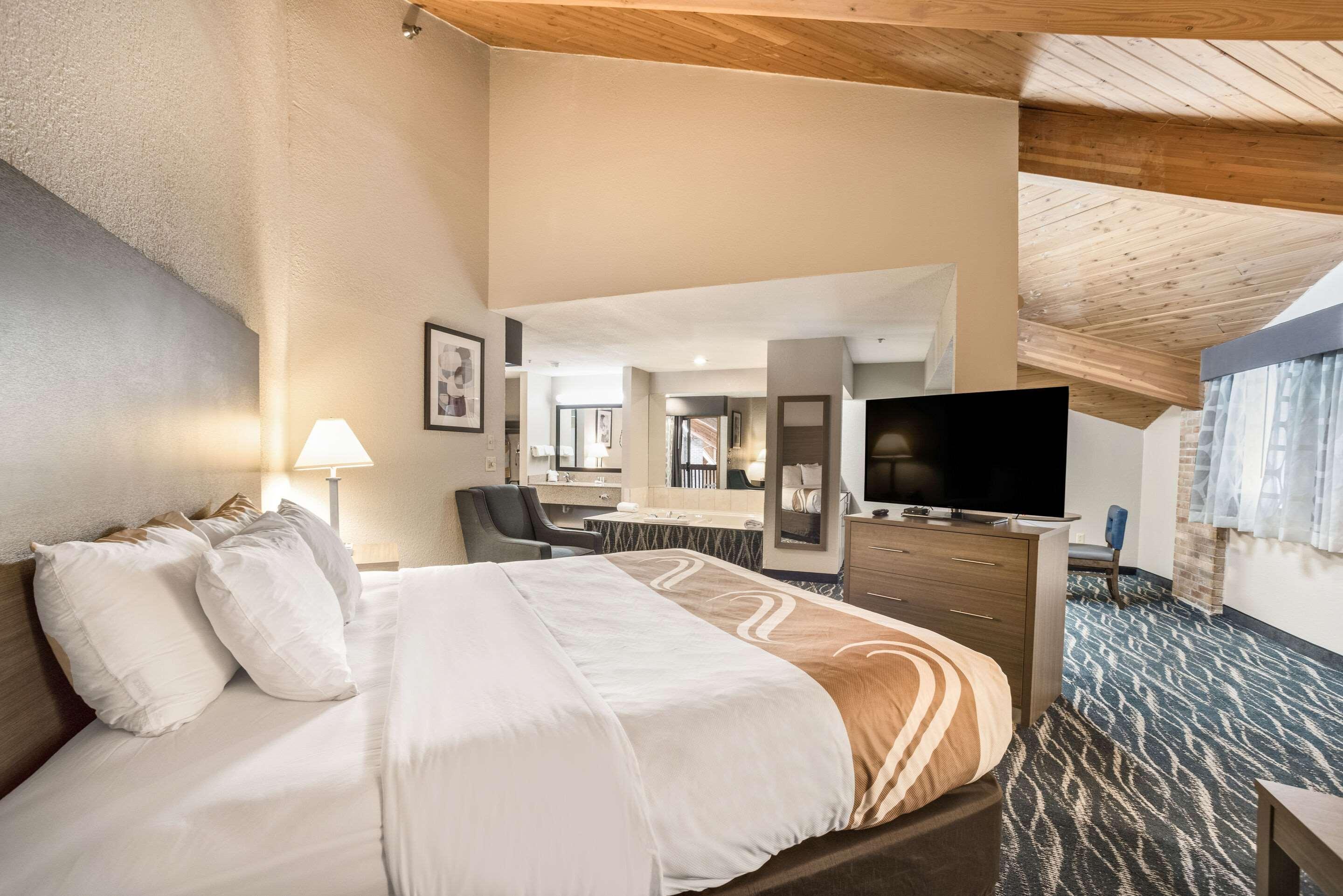 Quality Inn Эфингем Экстерьер фото
